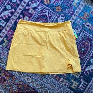 Get Dirty Skort from alder - NWT!